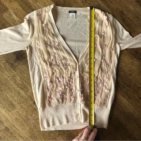 J.Crew PINK Flower Floral Rose Petal Cardigan SZ Small Michelle Obama 100% Silk - Picture 8 of 8